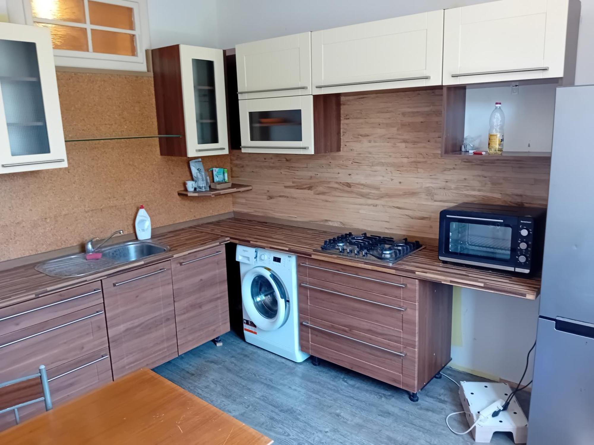 Holub Apartment In City Centrum Komarov Exterior foto